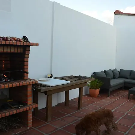 Quinta Dos Passarinhos B&B 칼다스하이냐